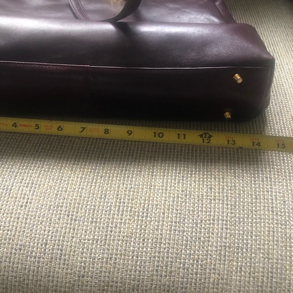 Vintage Etienne Aigner Large Brown Leather Shoulder Bag - Picture 8 of 11